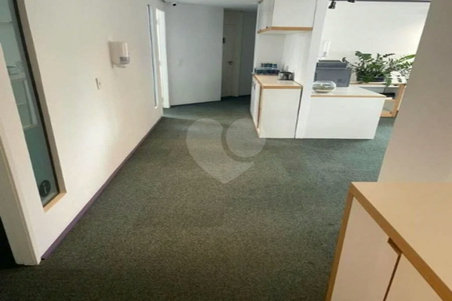 Sala comercial na Berrini, venha conhecer.