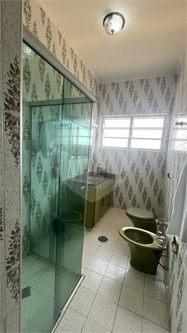 Casa Térrea com 3 dormitórios no Centro de Atibaia