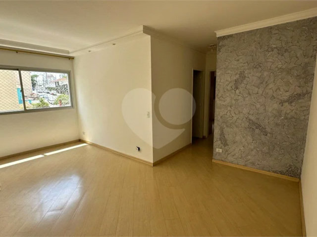 Apartamento à venda com 2 quartos, sendo 1 suíte,  em Santa Teresinha, São Paulo, SP