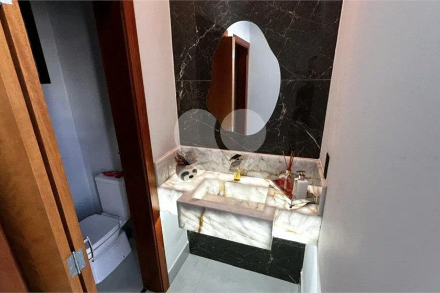 Casa térrea com 3 amplas suítes, á venda no Condomínio Morada do Engenho em Piracicaba/SP.