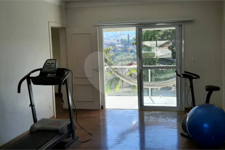 Belíssima casa Alto Padrão - Louveira
