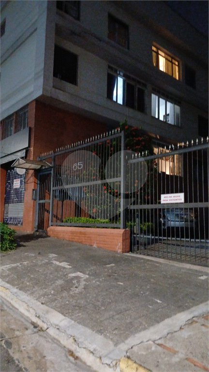 Apartamento a Venda com 3 dormitórios e 1 Vaga - Vila Mariana - SP