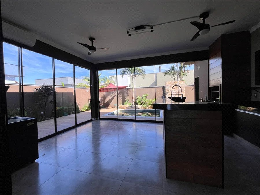 Casa para alugar com 3 suítes em Residencial Terras de Ártemis (ártemis), Piracicaba, SP