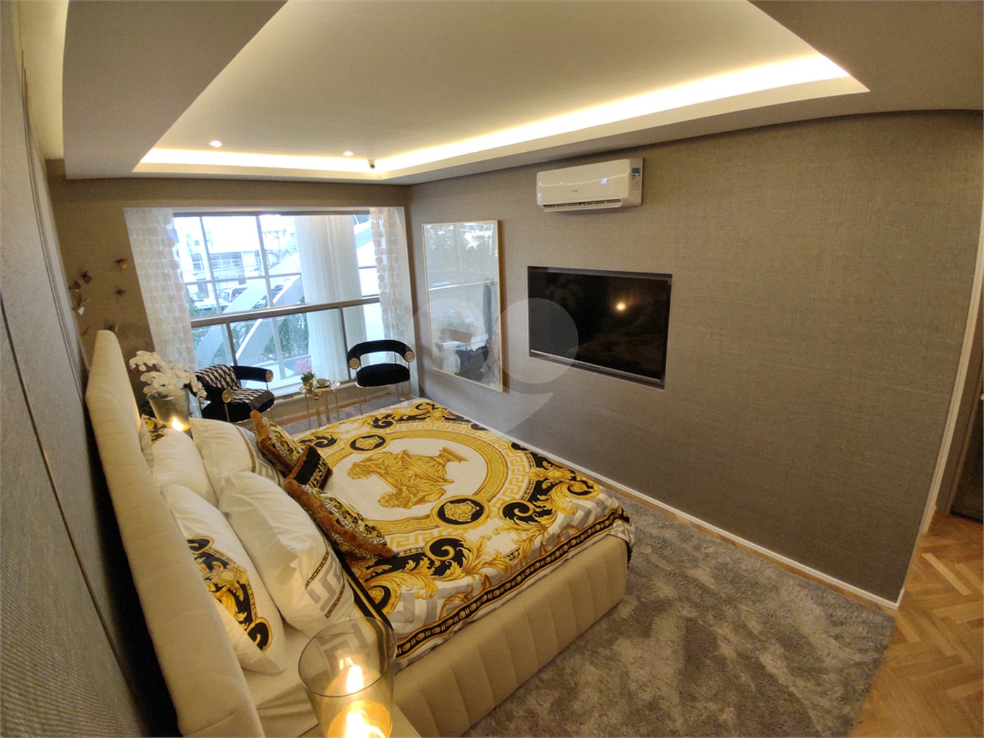 Cobertura de Luxo com 290m² no Villa Versace Moema: A Elegância Italiana no Coração de São Paulo