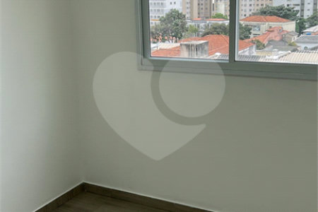 Apartamento com 40m², 2 quartos, para locação no Cambuci