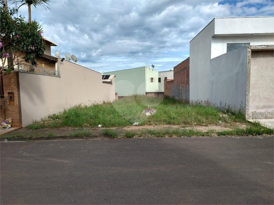 Terreno à venda no Jardim Embaré, (10x32) 320m².