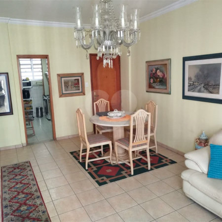 Apartamento em Higienópolis com 2 dormitórios