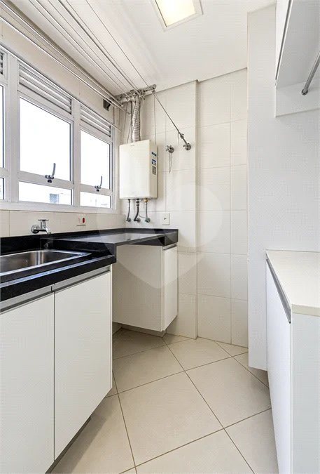 Apartamento de 103 m² no Jardim do Mar, com 3 dormitórios, 1 suíte, varanda gourmet, armários, 2 vagas e condomínio com lazer completo.
