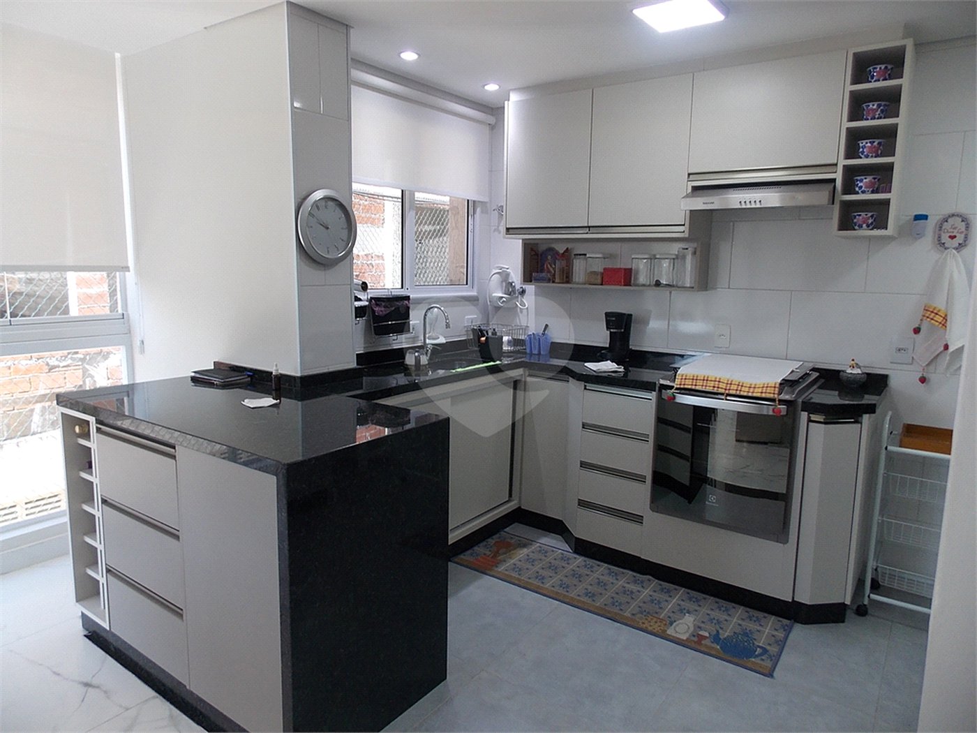Confortável apartamento no Jardim Floresta em Aibaia sp
