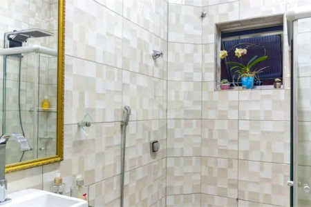 Sobrado à venda na V.Mariana - 130m2 - 2 Quartos - 600 m. metrô Ana Rosa
