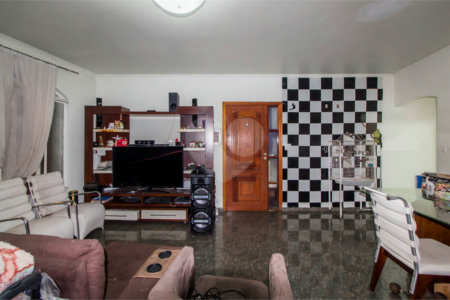 Sobrado na Saúde c/133m2 - 3 Quartos/1 Suíte/2 Vagas paralelas na garagem