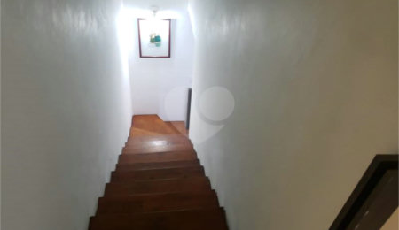 Sobrado à venda com 3 quartos, sendo 2 suítes, em Vila Santo Estéfano, São Paulo, SP