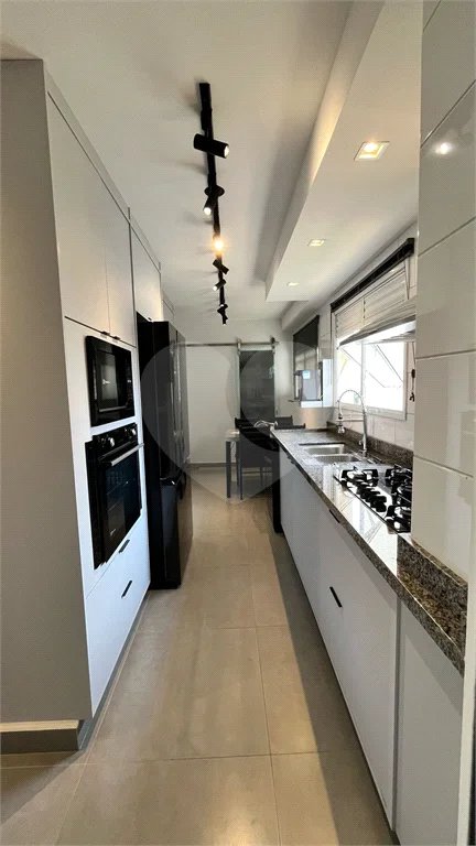 Apartamento de 176 m2 com 4 dormitórios sendo 3 suítes com 3 vagsa Condomínio Dolce Vita Avenida Lacerda Franco ,Cambuci -São Paulo