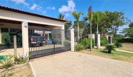 Casa à venda com 4 suítes no condomínio Vila Pinhal do Broa, Itirapina - SP