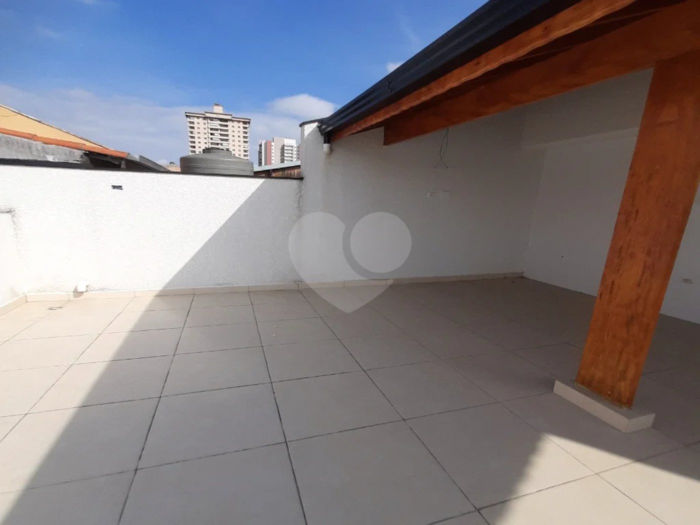 Apartamento com 80m² , 2 dormitórios , sendo 1 suíte , 1 vaga , à venda no bairro Humaitá em Santo André.