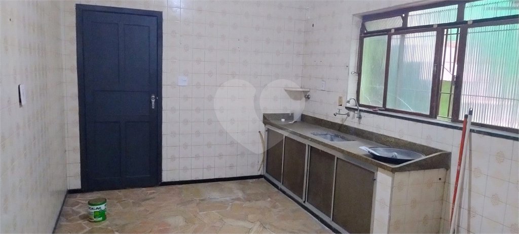 2 Casas – Bairro Aricanduva - c/ Salão Alugado – 56 m2 e 80 m2 – Terreno 5 x 25