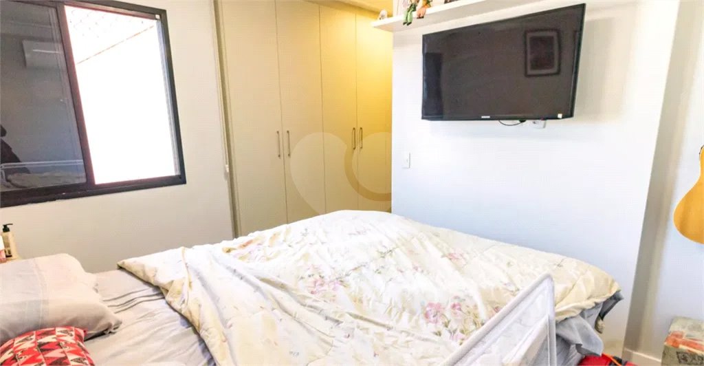 Apartamento à venda na Moóca, 68m², 2 dormitórios, 1 suíte, 1 vaga, ar condicionado, varanda, lazer completo