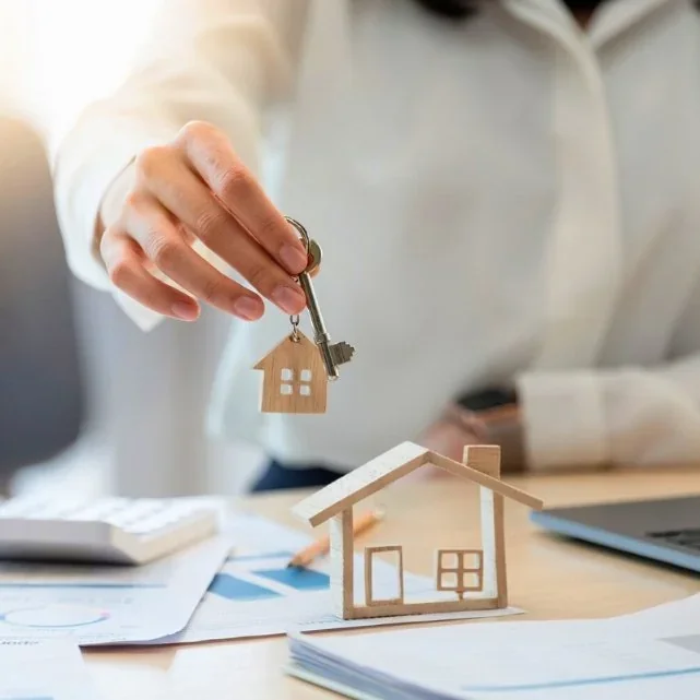 Realize seu sonho imobiliário com a Lopes Empire: Descubra nossos serviços exclusivos