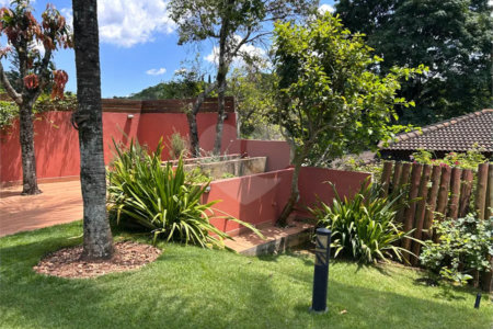 Casa para Venda ou Locação com opção de estar mobiliado no Condomínio Recanto Florido – Vinhedo/SP