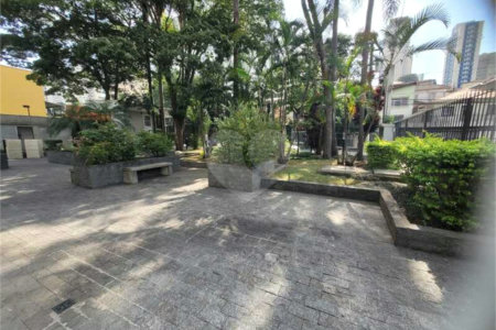 Apartamento 02 dormitórios com 1 vaga na Saúde em 60m2