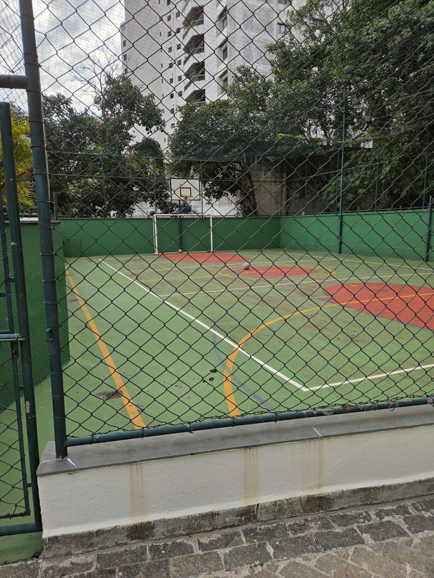 Apartamento à venda com 3 quartos, sendo 1 suíte, em Vila Andrade, São Paulo - SP