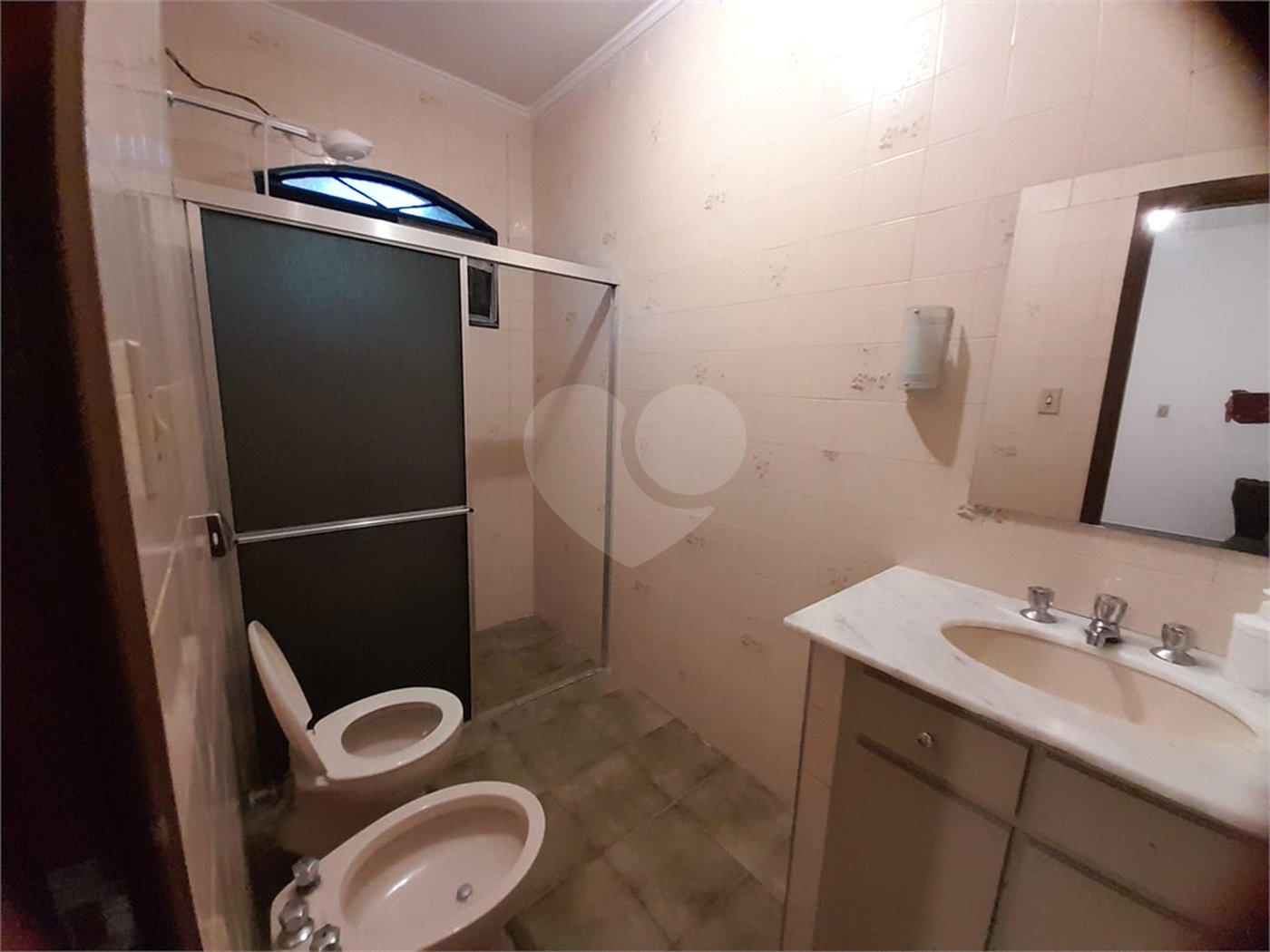 Casa à Venda no Residencial Samambaia – 200 m² de Área Construída