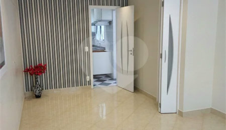 Casa à venda com 3 quartos em Vila Bertioga, São Paulo, SP