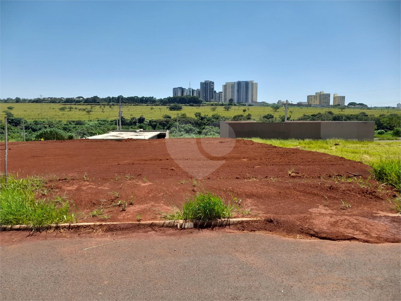 Terreno à Venda no Bairro Salto do Monjolinho/São Carlos/SP