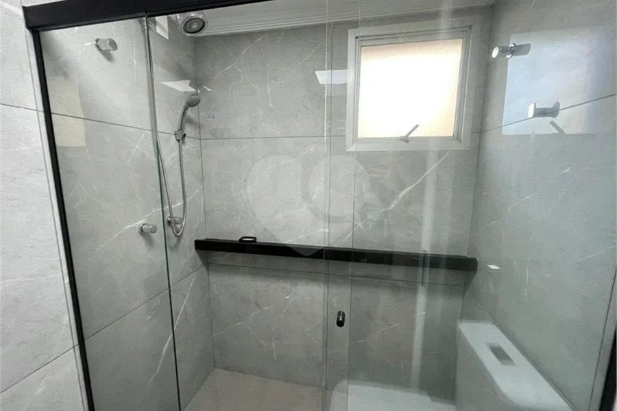 Apartamento Garden com 195 m² de Área Útil, 3 Dormitórios e 2 Vagas