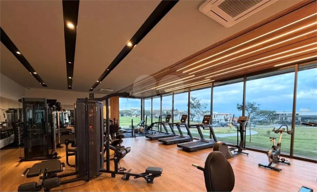 Terreno à venda no Condomínio Jardim Villa Sapezal, em Indaiatuba (Chácara Alvorada) — R$ 580.000,00 - Terreno com 360m² de área total (12x30), o terreno é plano e está localizado na entrada do condominio,O Jardim Villa Sapezal conta com infraestrutura completa, ruas largas e pavimentadas, portaria