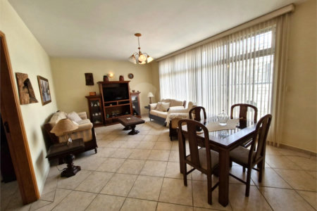 Casa à venda com 3 quartos, sendo 1 suíte, em Granja Julieta, São Paulo, SP
