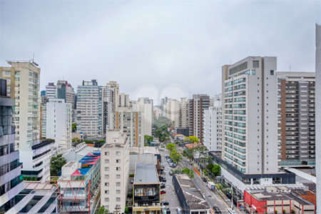 Cobertura à venda ou para alugar com 4 suítes em Moema, São Paulo, SP