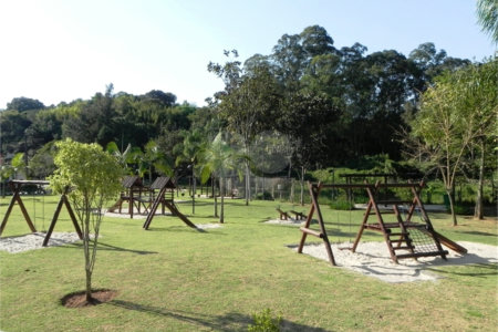 Casa á venda – Granja Viana