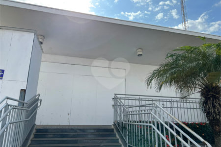 VENDA - Imóvel Comercial na Região Central de Indaiatuba com 741,63 m2 de construção, 1440,00 m2