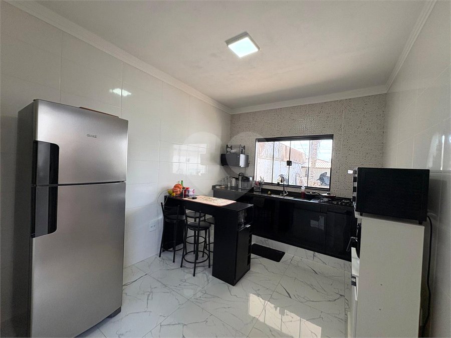 CASA A VENDA N EMBARÉ