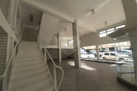 Salão Comercial de Esquina para Locação – Centro de Indaiatuba/SP