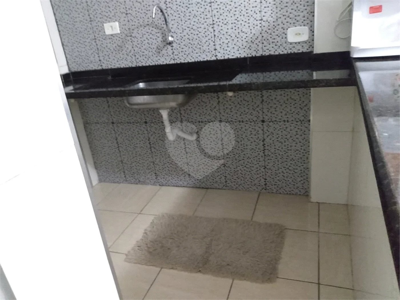 Apartamento 1 dorm, sala, cozinha, banheiro a venda no Centro