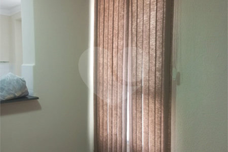 Apartamento no térreo, localizado no Condomínio Residencial Monte Everest
