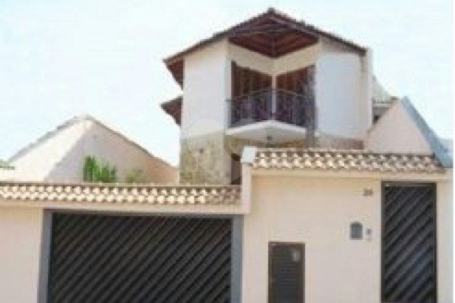 Sobrado Jardim França | 480m² | 4 Suítes | 8 Vagas | Espaço Gourmet | Piscina