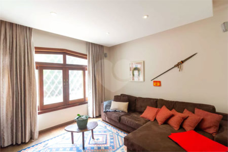 Casa à venda com 3 quartos, sendo 1 suíte, em Jardim Marajoara, São Paulo, SP