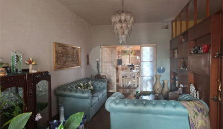 Casa à venda com 4 quartos, sendo 2 suítes,  no Centro, São Carlos, SP