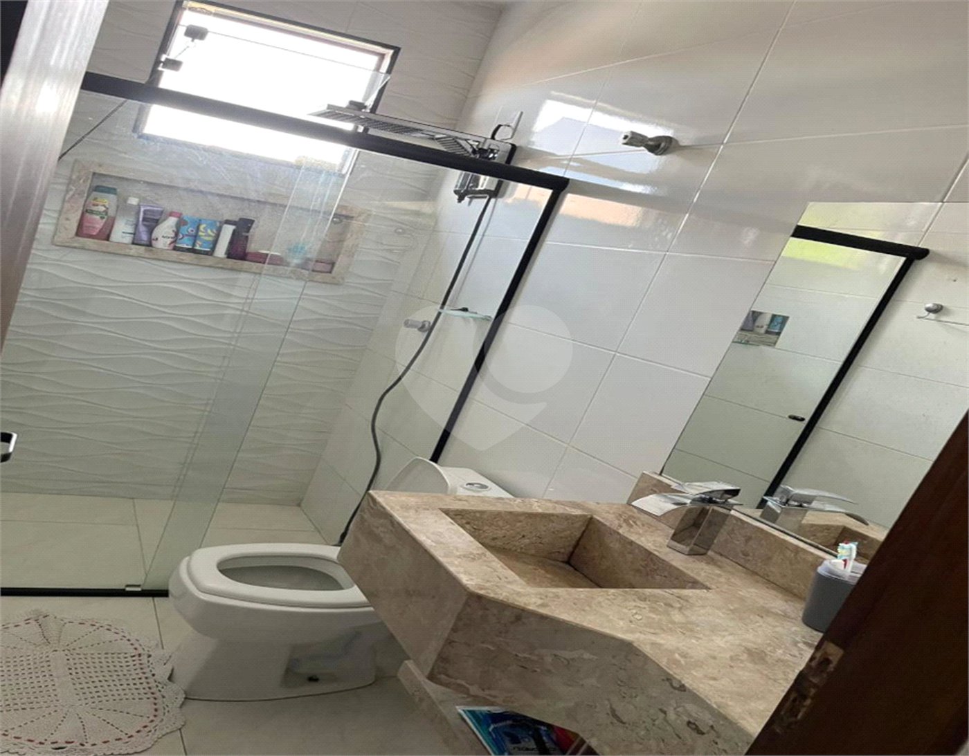 Sobrado à venda com 3 quartos em Cidade Aracy, São Carlos, SP