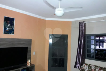 Vendo excelente Casa Térrea no Cidade Aracy II, em São Carlos SP.