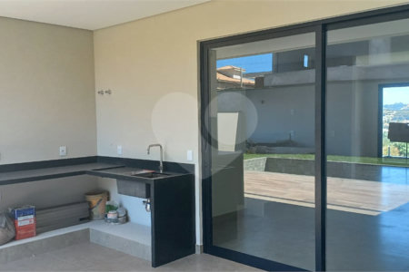 Casa Tipo Sobrado no Condomínio Santa Isabel - Louveira/SP