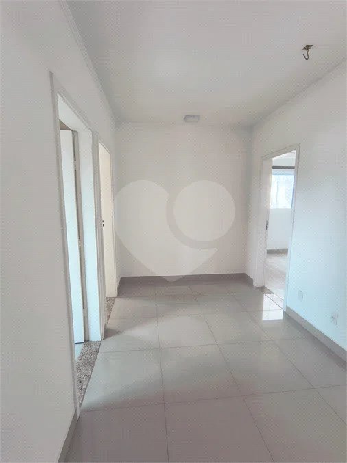 Casa com Suíte Master, Closet, Piscina e Espaço Gourmet Próxima ao Parque Ecológico- 03 quartos -com quintal