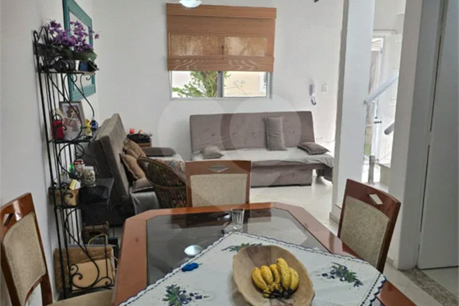 Apartamento à venda com 2 suítes em Maitinga, Bertioga, SP