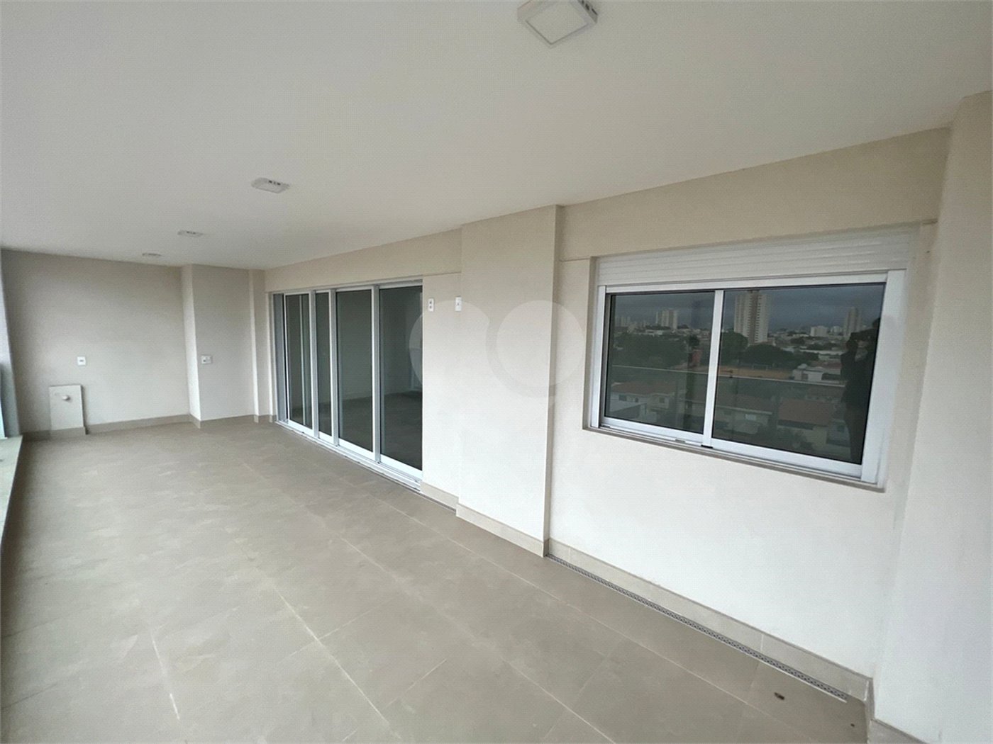 APARTAMENTO ALTO PADRÃO 3 SUÍTES 3 VAGAS VARANDA GOURMET ANÁLIA FRANCO.