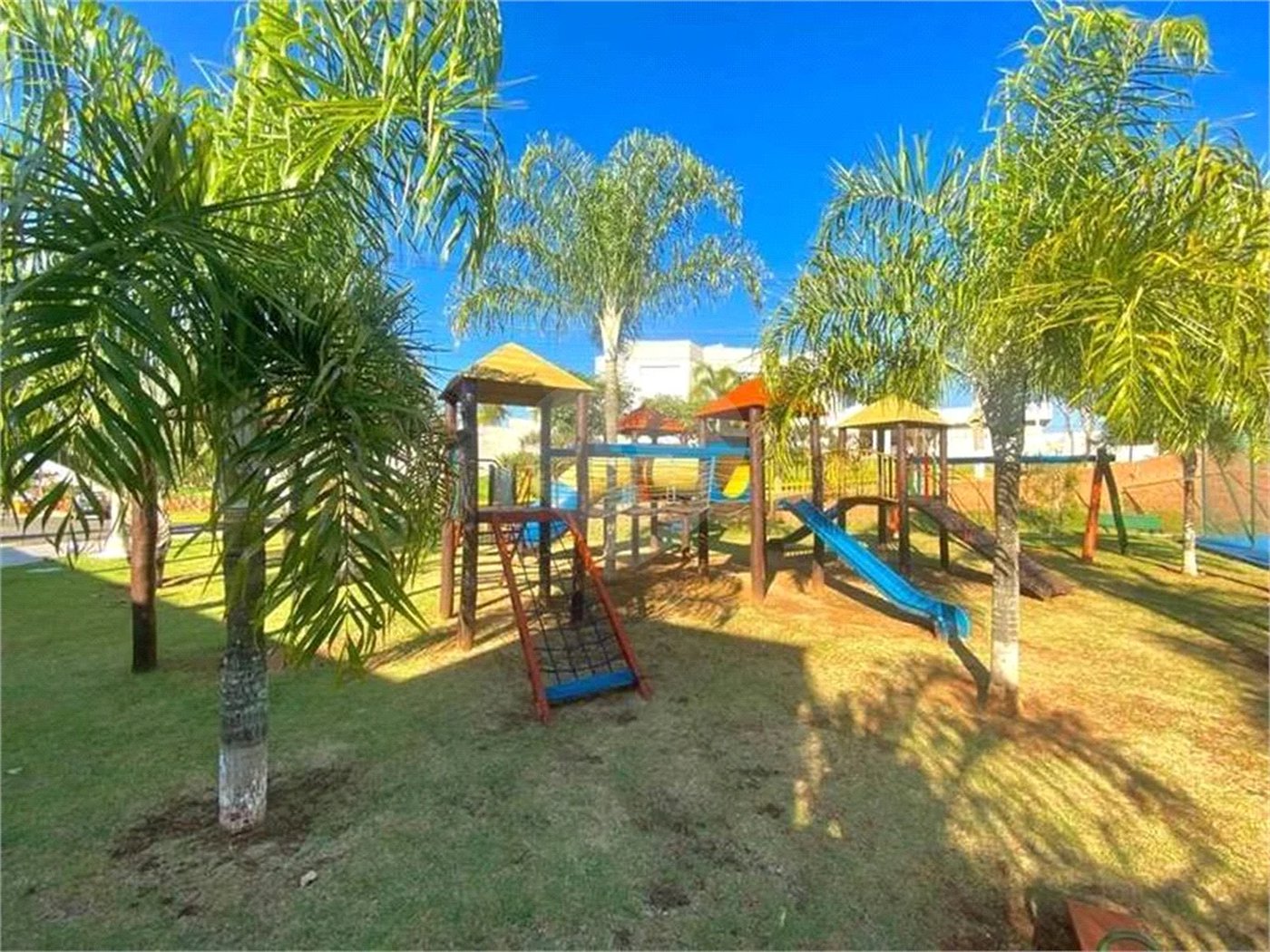 Casa em Condomínio à venda, 3 quartos, 2 suítes, 4 vagas, Park Campestre I - Piracicaba/SP