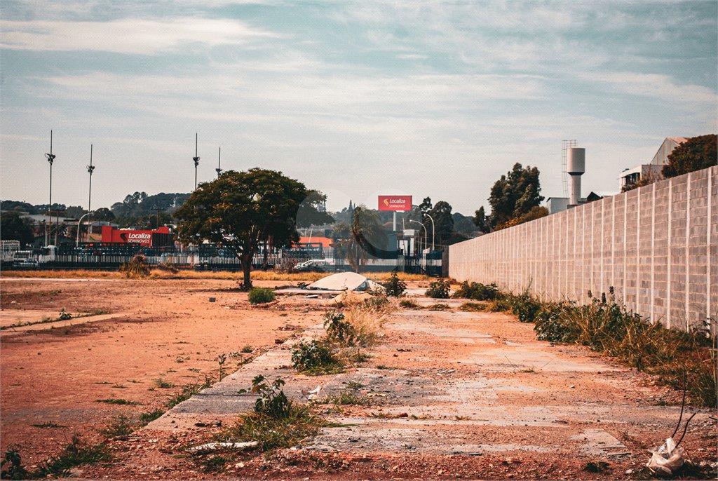 Terrenos Estratégicos – Avenida Getúlio Vargas | 9.262,02 m² (Potencial: 11.437,80 m²)