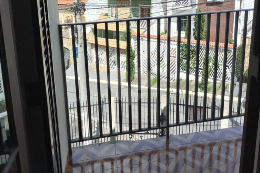 Bonita casa assobradada,no Bairro das Palmas do Tremembé, terreno com 14 X 50 e 350 área construída